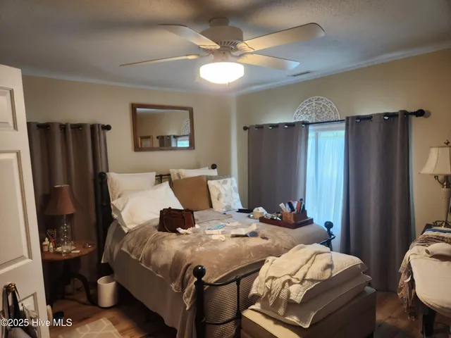 $120,000 | 215 South Lee Avenue, Beulaville, NC 28518