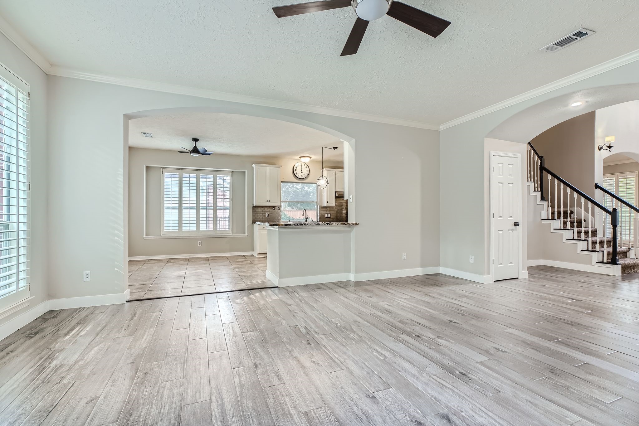 17 Leandro Court Montgomery, TX 77356 - Photo 7 of 38