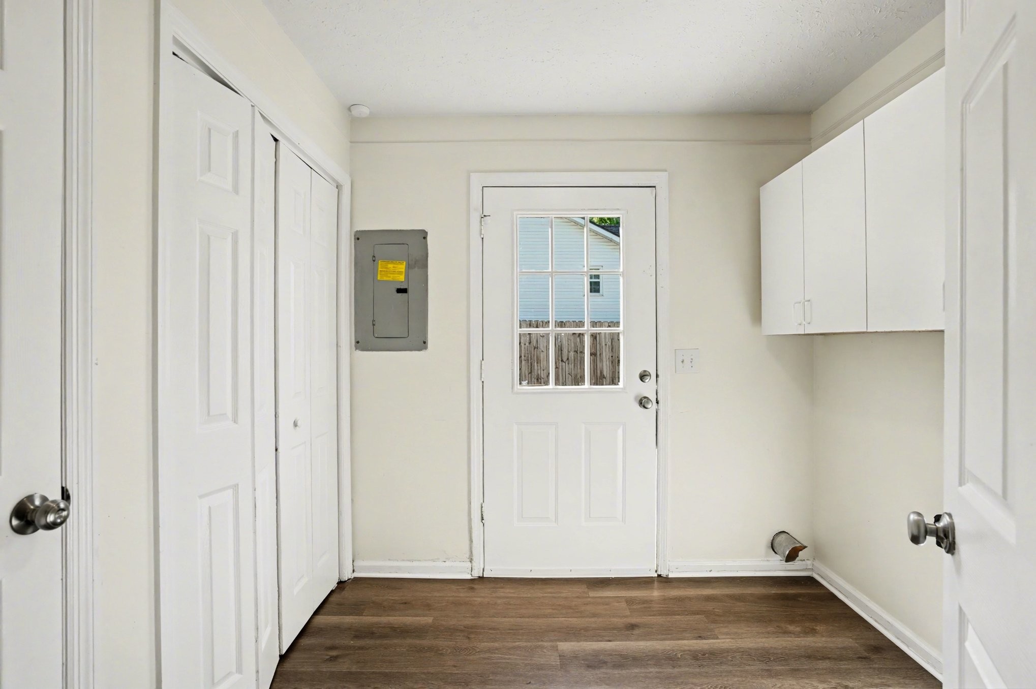 3112 Country Way Road Antioch, TN 37013 - Photo 4 of 19 a view of a hallway with wooden floor and closet area