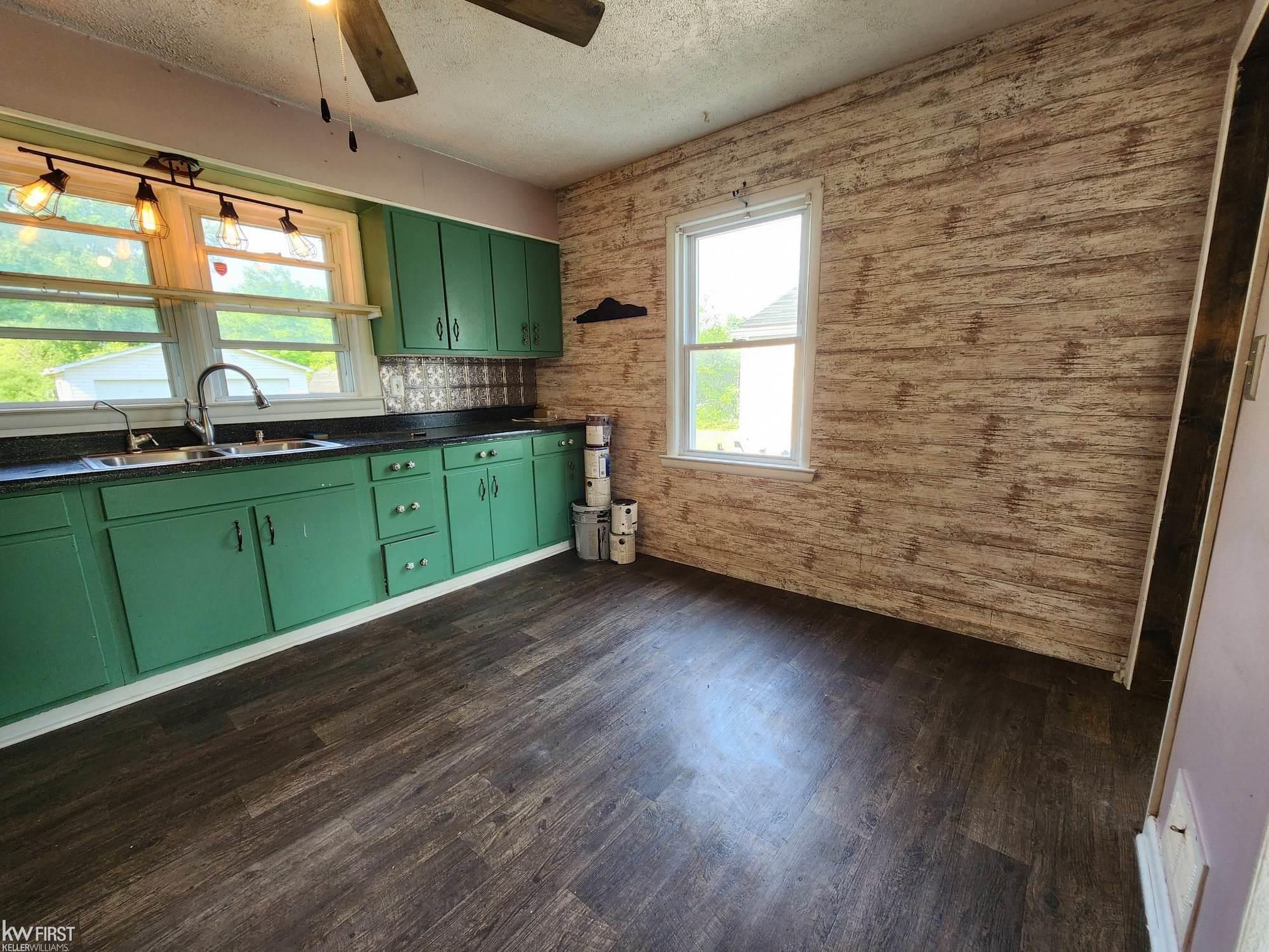 4469 East Mt Morris Road Mount Morris, MI 48458 - Photo 9 of 44 50111271-8.JPG
