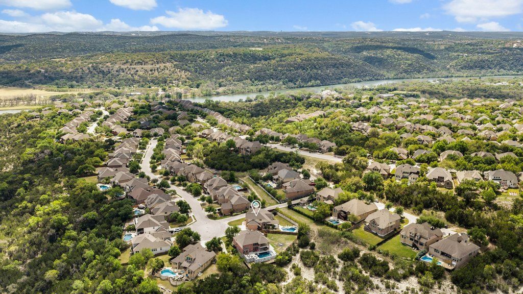 12333 Labrador Bay Court Austin, TX 78732 - Photo 7 of 40 a view of city and ocean