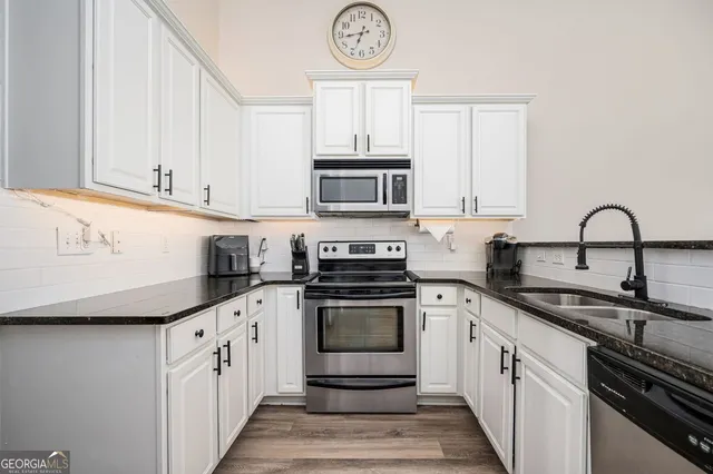 $299,500 | 1761 Liberty Parkway Northwest, Atlanta, GA 30318