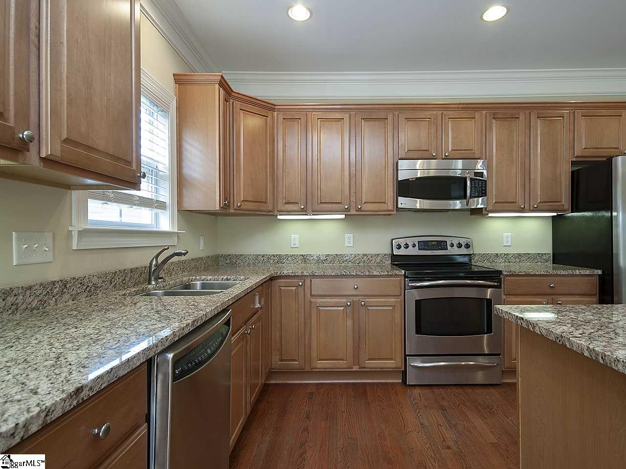 302 Ridenour Avenue Greenville, SC 29617 - Photo 14 of 32 Gallery Image 14