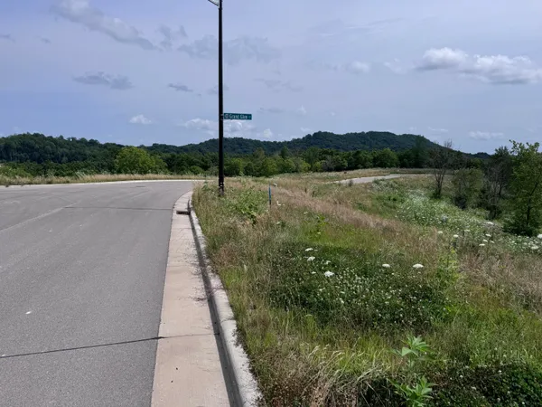 $107,500 | Lot 38 Madison Heights Drive, Onalaska, WI 54650
