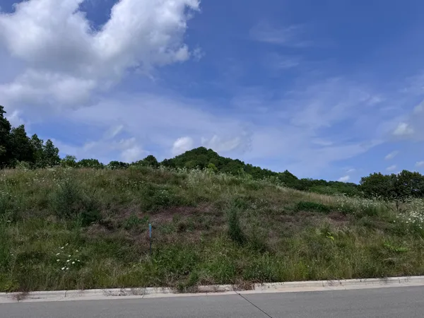 $107,500 | Lot 38 Madison Heights Drive, Onalaska, WI 54650