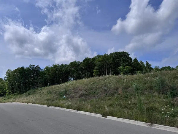 $107,500 | Lot 38 Madison Heights Drive, Onalaska, WI 54650