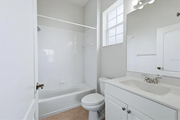 $299,900 | 1622 Monarch Drive, Unit 1622, Venice, FL 34293