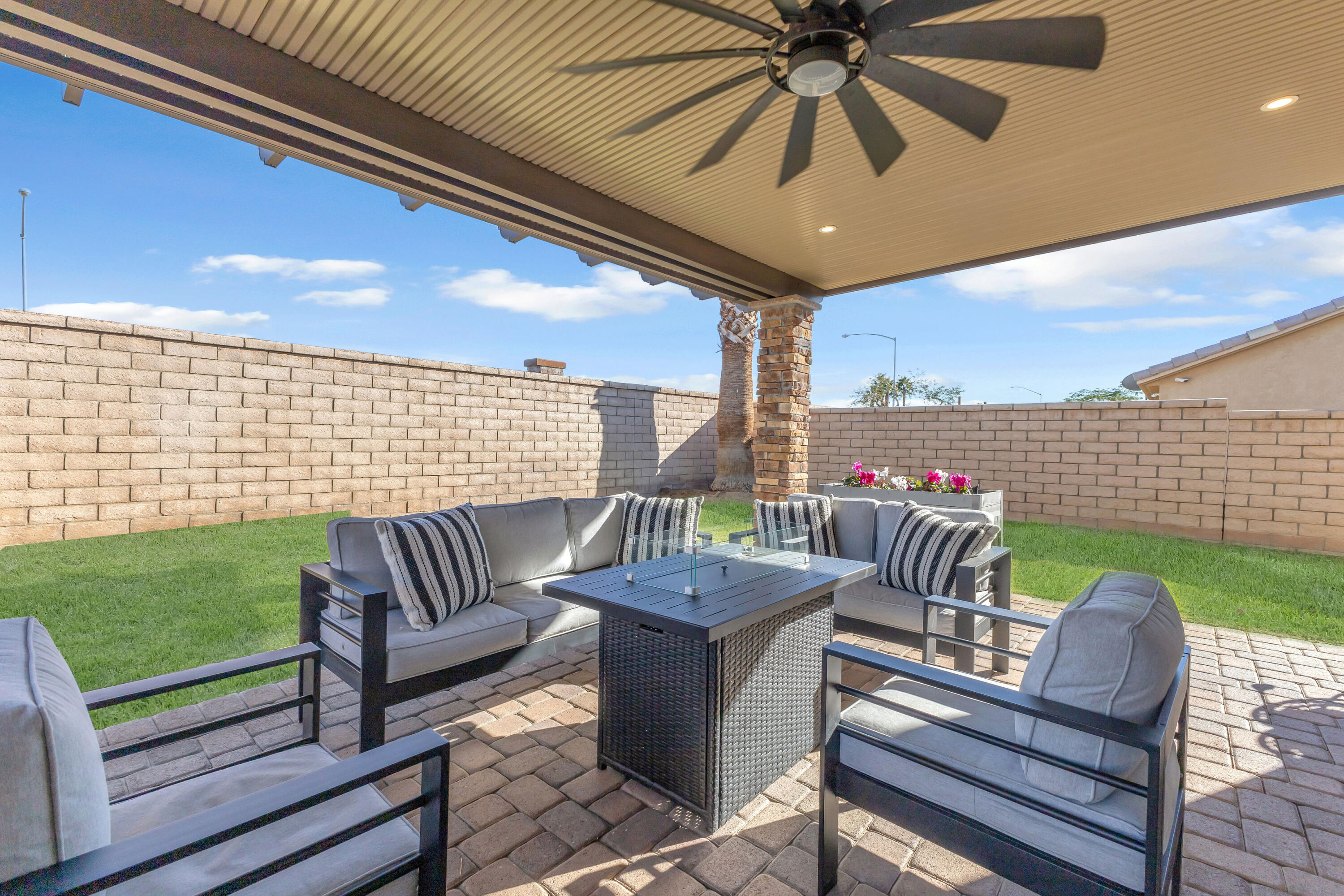 41394 Hanover Street Indio, CA 92203 - Photo 35 of 49