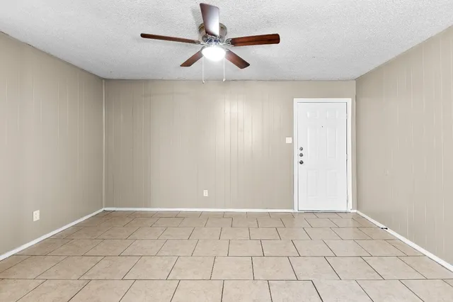 $1,150 | 1611 Jones Street, Unit 5, Taylor, TX 76574