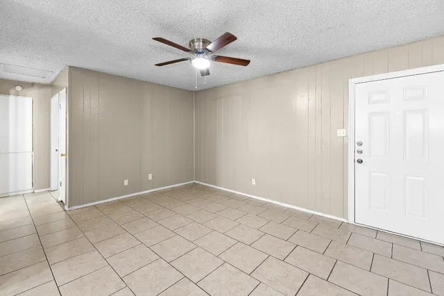 $1,150 | 1611 Jones Street, Unit 5, Taylor, TX 76574