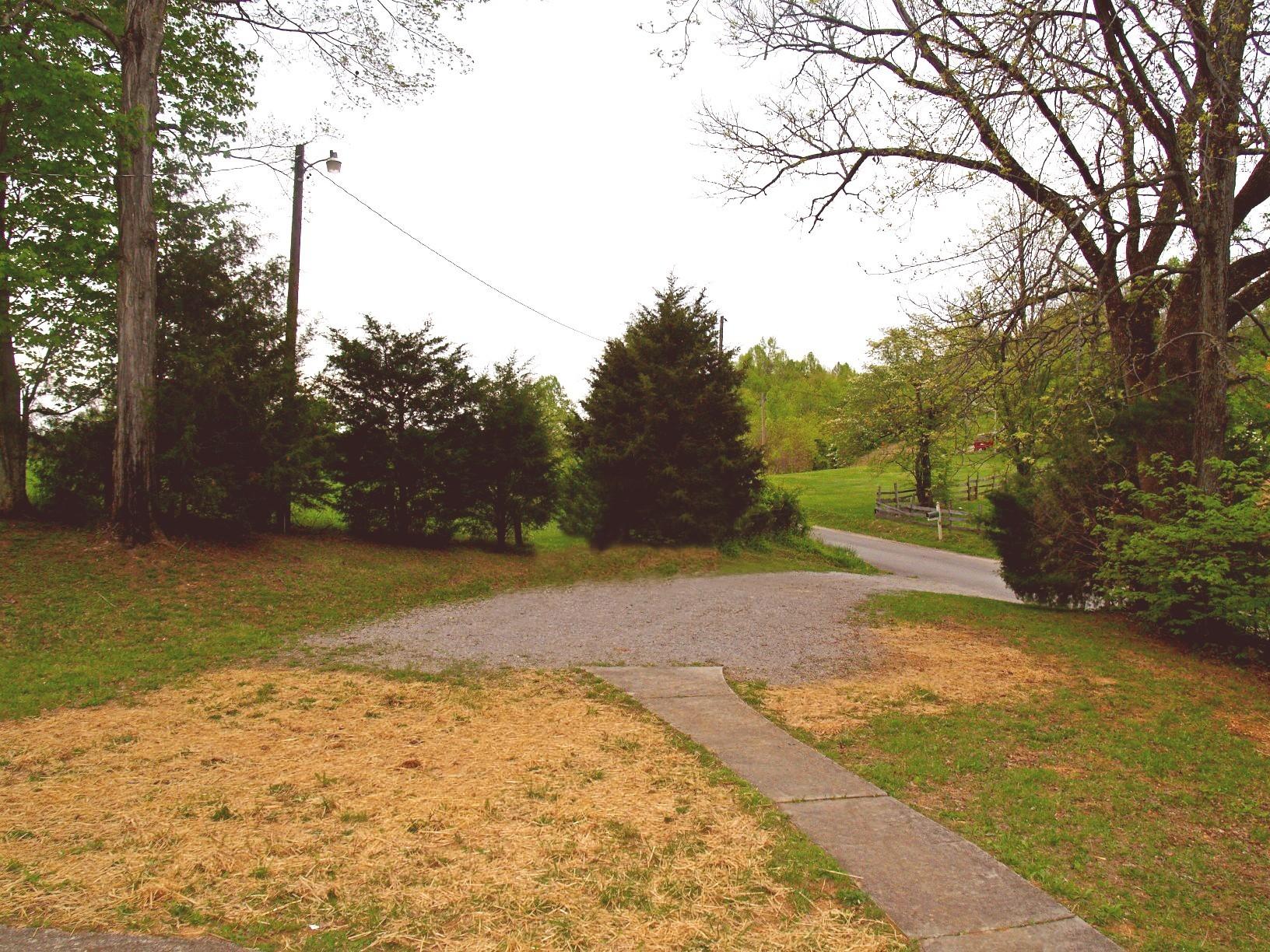 459 Warwick Chapel Road Luttrell, TN 37779 - Photo 25 of 32 33_driveway_main