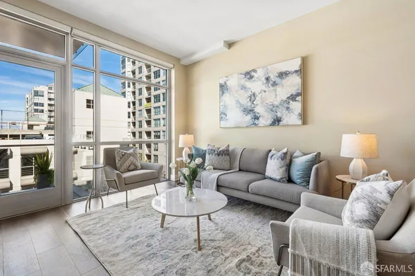 $899,000 | 72 Townsend Street, Unit 501, San Francisco, CA 94107