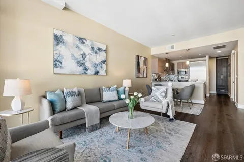 $899,000 | 72 Townsend Street, Unit 501, San Francisco, CA 94107