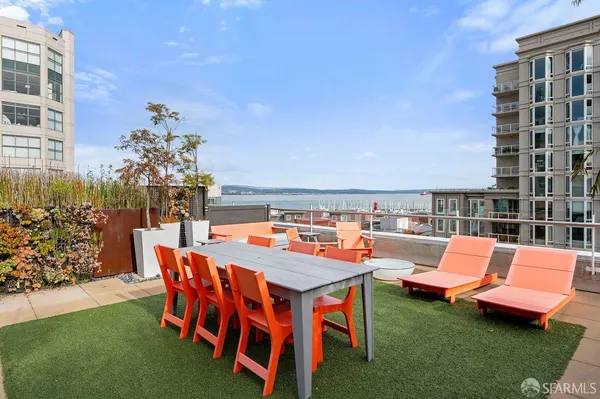 $899,000 | 72 Townsend Street, Unit 501, San Francisco, CA 94107