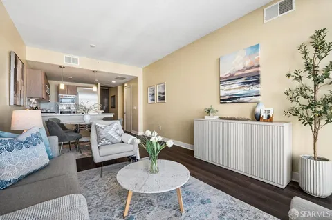 $899,000 | 72 Townsend Street, Unit 501, San Francisco, CA 94107