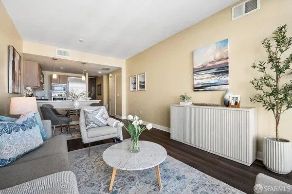 $899,000 | 72 Townsend Street, Unit 501, San Francisco, CA 94107