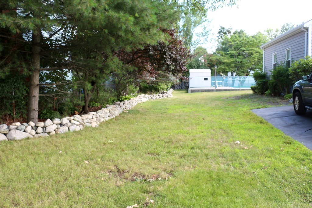 42 Como Road Boston, MA 02136 - Photo 17 of 20 Gallery Image 17
