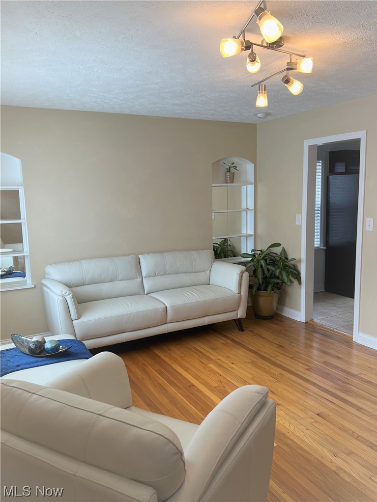 4233 Ellison Road South Euclid, OH 44121 - Photo 6 of 30 Living Room Towards Kitchen