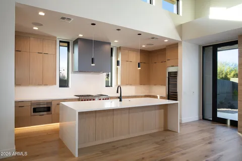 $3,295,000 | 10905 East Oberlin Way, Scottsdale, AZ 85262