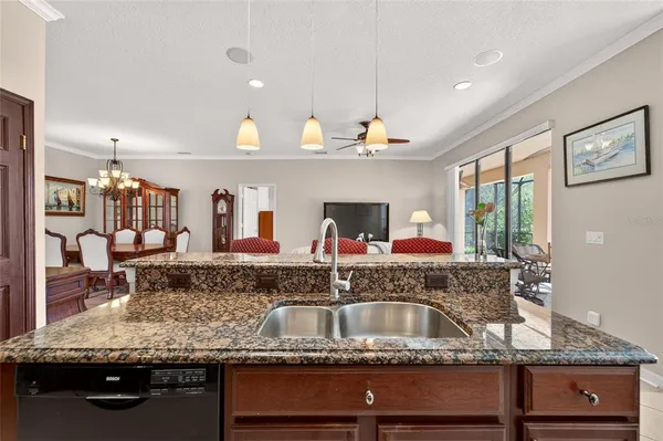 $399,500 | 144 Silver Falls Drive, Apollo Beach, FL 33572