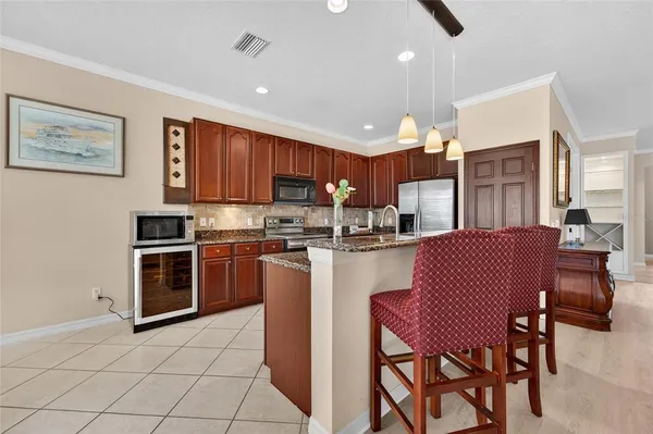 $399,500 | 144 Silver Falls Drive, Apollo Beach, FL 33572