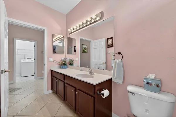 $399,500 | 144 Silver Falls Drive, Apollo Beach, FL 33572