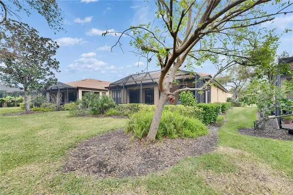 $399,500 | 144 Silver Falls Drive, Apollo Beach, FL 33572