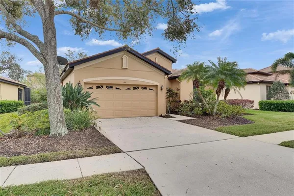 $399,500 | 144 Silver Falls Drive, Apollo Beach, FL 33572