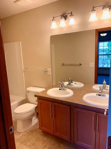 $285,000 | 15127 French Drive North, Hugo, MN 55038