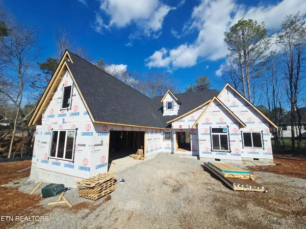 $649,900 | 129 Cheeyo Way, Loudon, TN 37774