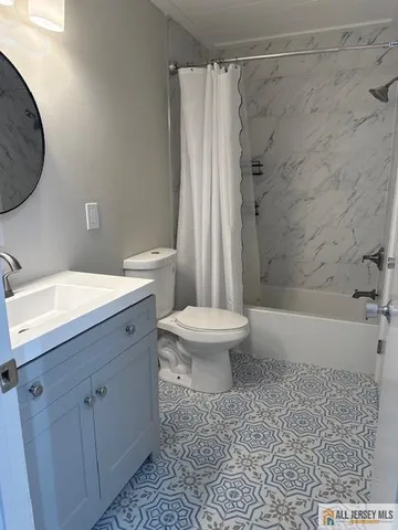 $299,000 | 309 Sunshine Court, Unit 309, Sayreville, NJ 08859