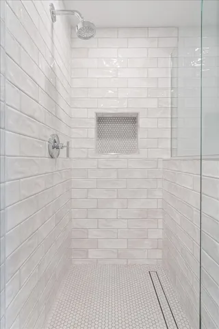 $3,900,000 | 104 South Monroe Street, Hinsdale, IL 60521