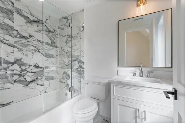 $3,900,000 | 104 South Monroe Street, Hinsdale, IL 60521