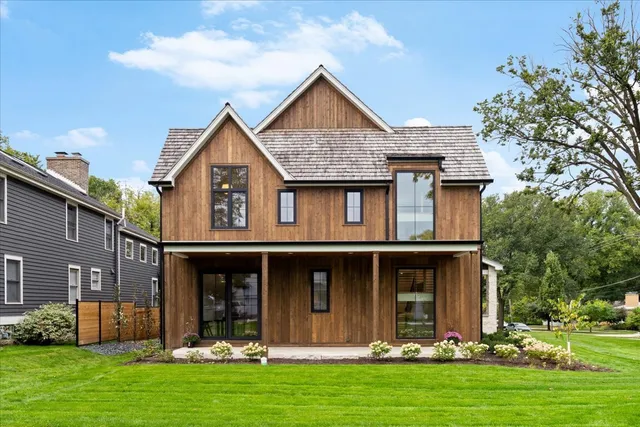 $3,900,000 | 104 South Monroe Street, Hinsdale, IL 60521