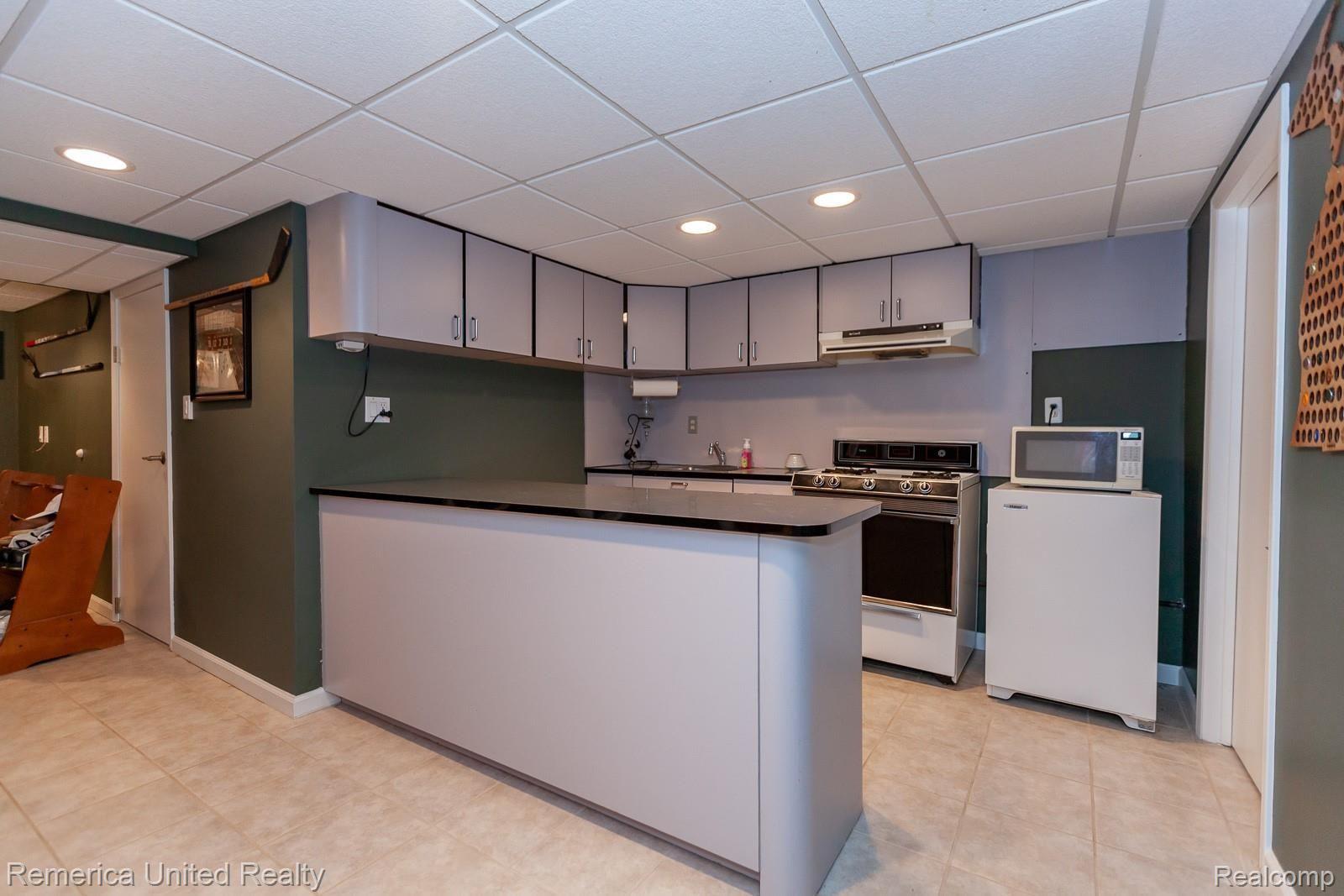 4770 Quarton Road Bloomfield Hills, MI 48302 - Photo 45 of 48 JD Scott Photography-4770 Quarton Drive-Bloomfield Hills-2-26.jpg