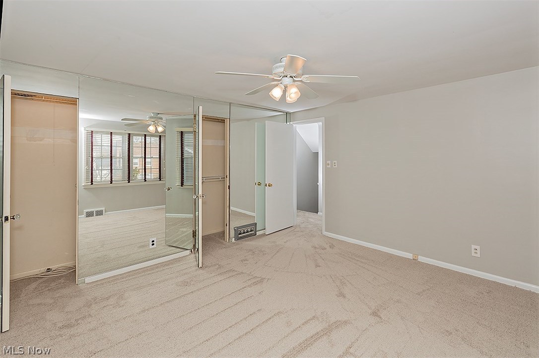 4024 Charlton Road Cleveland, OH 44121 - Photo 24 of 35