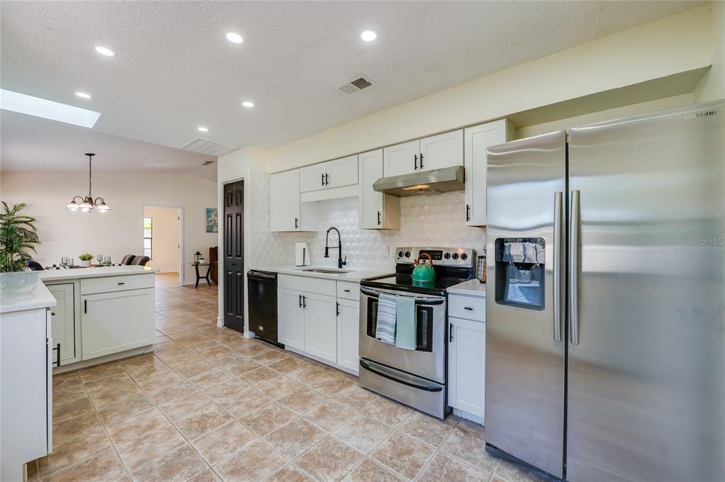 2425 Royal Palm Drive Edgewater, FL 32141 - Photo 13 of 41