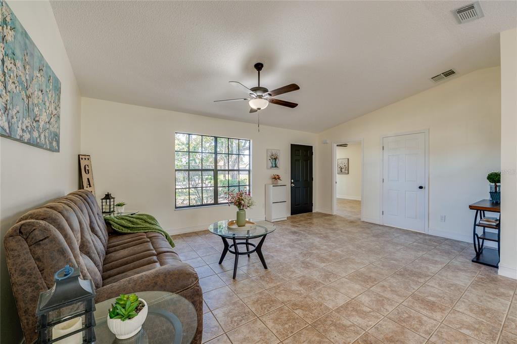 2425 Royal Palm Drive Edgewater, FL 32141 - Photo 7 of 41