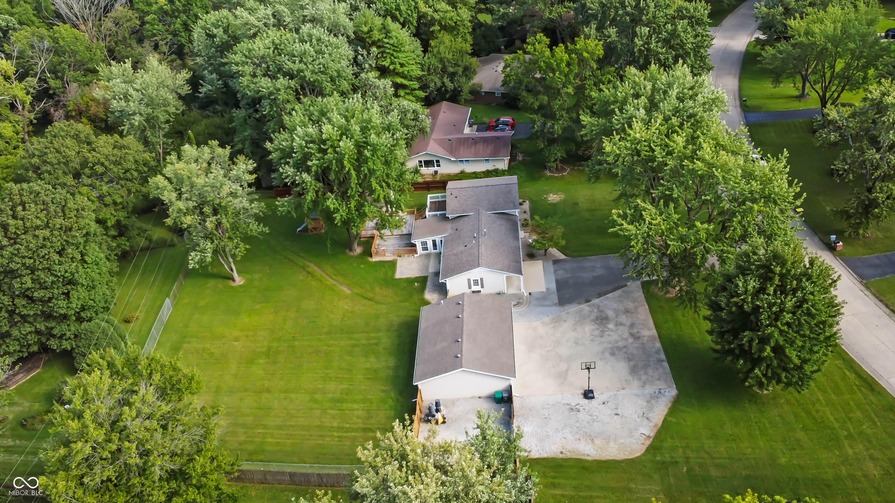 8069 Folkstone Road Indianapolis, IN 46268 - Photo 52 of 54 Gallery Image 52