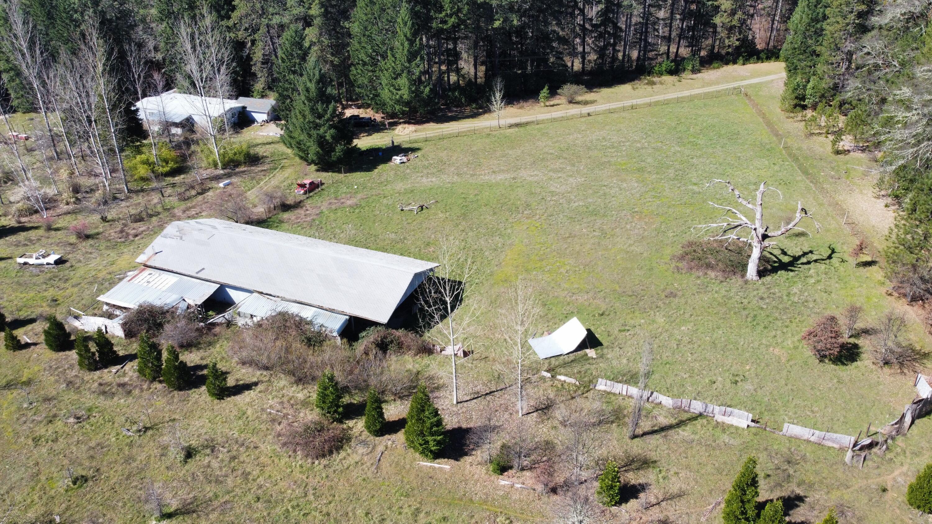 1413 Crooks Creek Road Selma, OR 97538 - Photo 6 of 26 10
