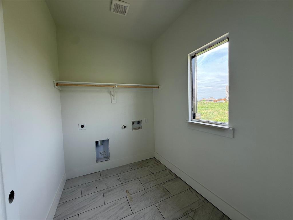 201 Protection Street Godley, TX 76044 - Photo 13 of 15