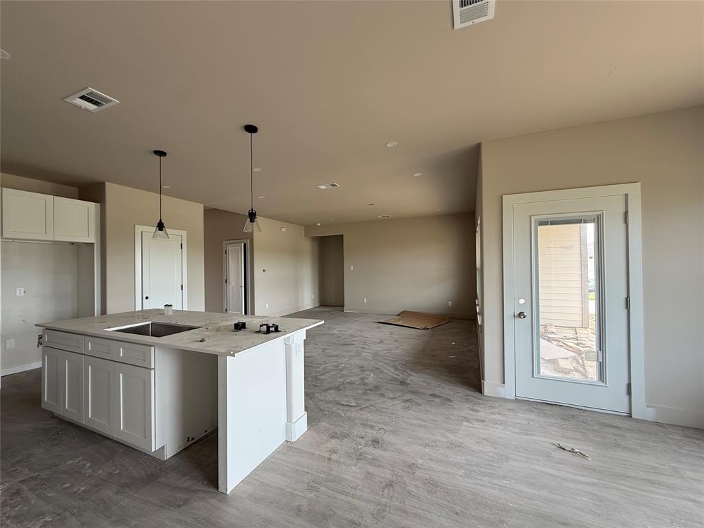 201 Protection Street Godley, TX 76044 - Photo 7 of 15