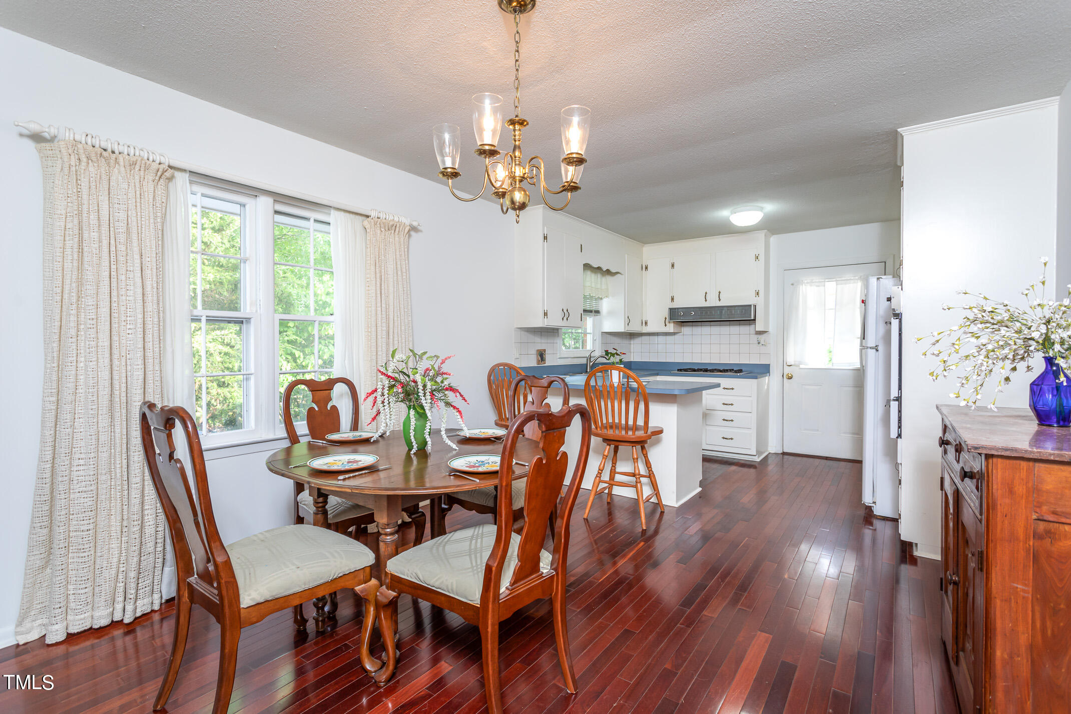 1421 Westchester Road Raleigh, NC 27610 - Photo 8 of 47 Dining