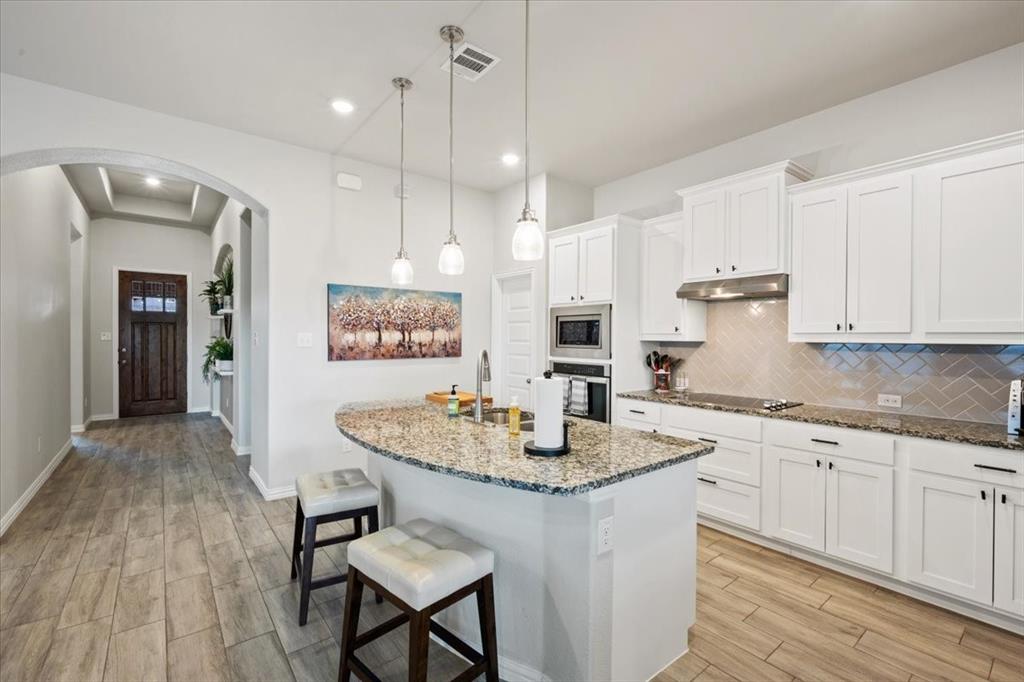 448 Windy Knoll Road Fort Worth, TX 76028 - Photo 10 of 40 Stainless Steel Built-in Appliances