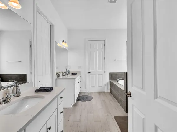 $5,800 | 8928 Bastille Circle East, Parkland, FL 33076