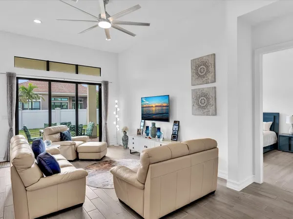 $5,800 | 8928 Bastille Circle East, Parkland, FL 33076