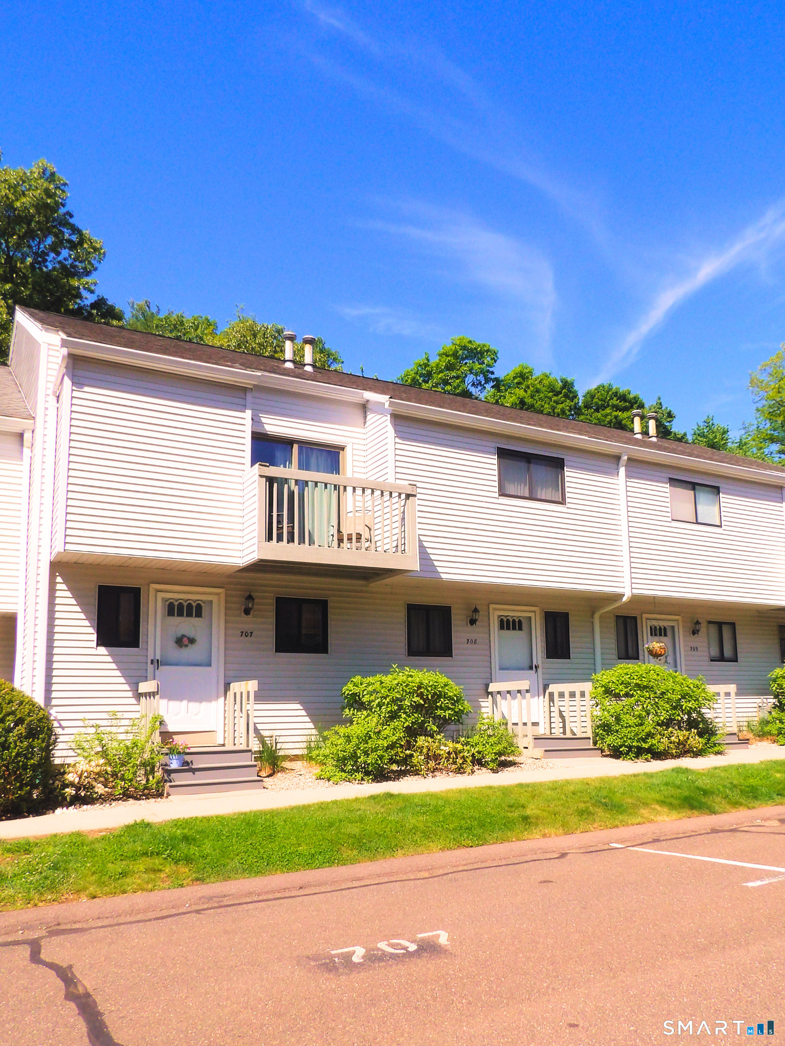 707 Timber Lane, Unit 707 Canton, CT 06019 - Photo 1 of 25