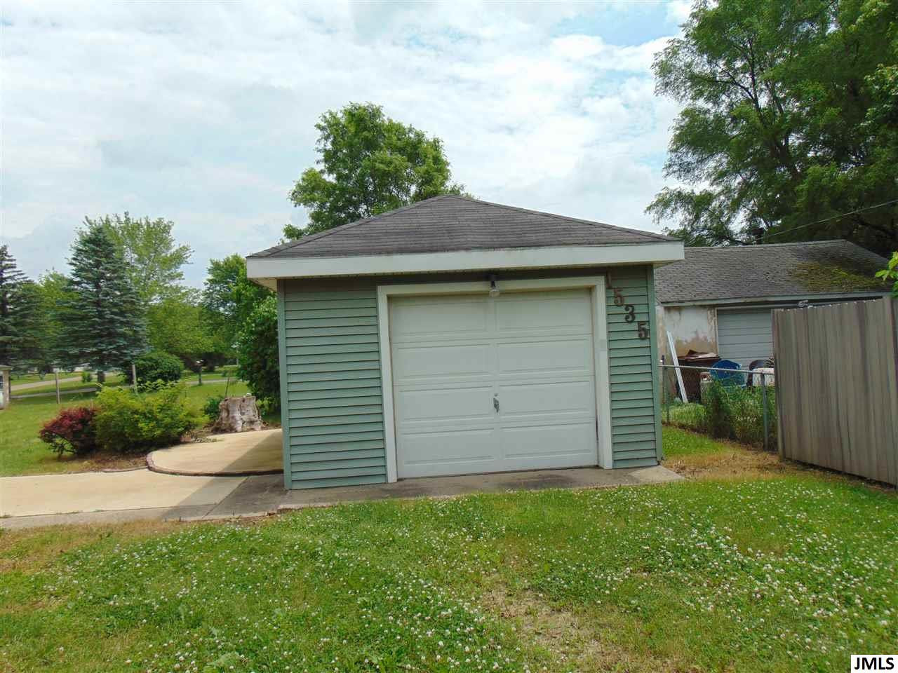 1535 Falahee Road Jackson, MI 49203 - Photo 5 of 21 Photo 5
