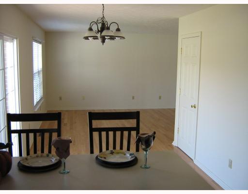4536 Dowden Street Springfield, OH 45503 - Photo 7 of 10