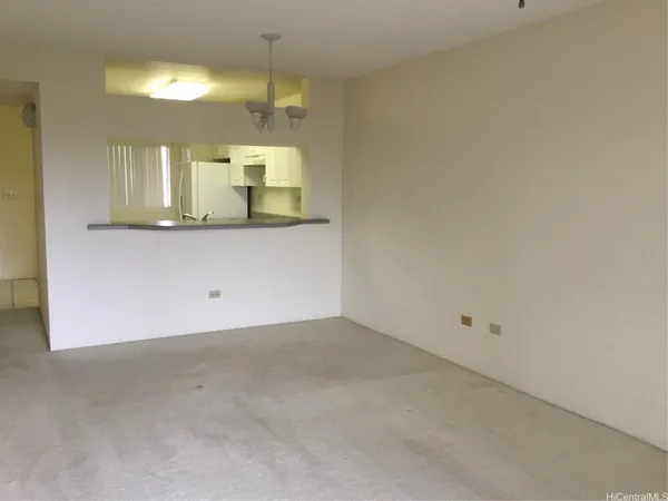 $2,700 | 3075 Ala Poha Place, Unit 602, Honolulu, HI 96818